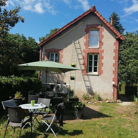 Maison " Bouton D'Or" Au Bord De L'Eau, A 10 Mn De Tours , Meuble Classe Une Etoile Saint-Avertin Exterior photo
